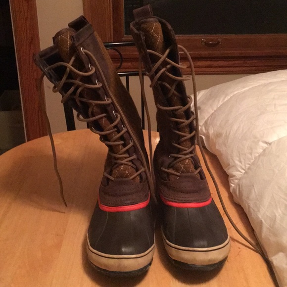 Sorel Winter Boots EUC Size 8 - Picture 6 of 7
